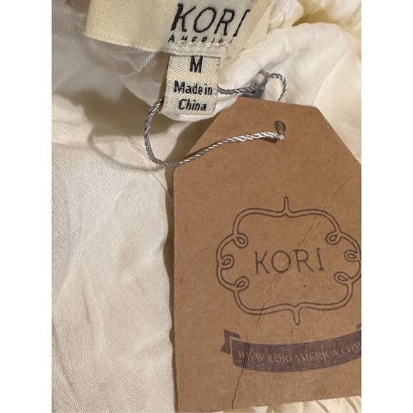 NEW WITH TAGS WOMEN SIZE MEDIUM NWT KORI ROMPER FLOUNCY RUFFLE HEM Cream Small K - Picture 4 of 5